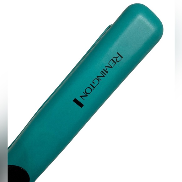 Remington Flat Iron Straightener - Picture 4 of 10